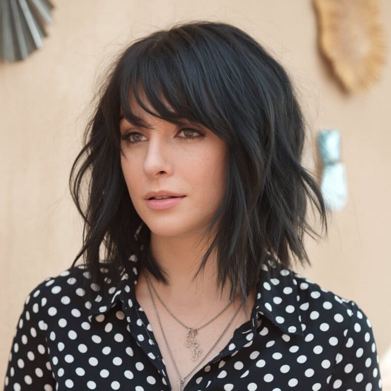 Black Wolf Cut Ideas for Women Ultimate Elegance