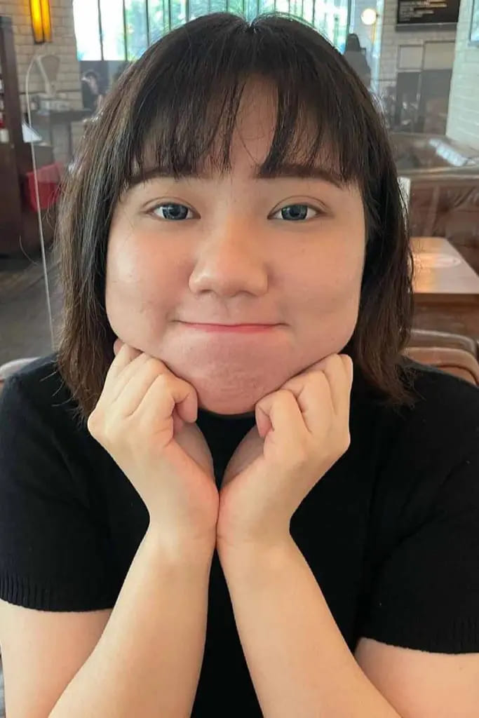 10 Short Haircuts for Chubby Faces 3 Classic Bob With Wispy Bangs