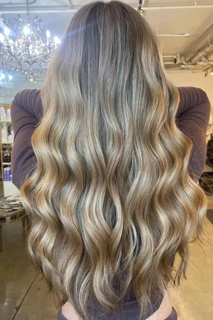 10 Stunning Fall Hair Color Ideas for Blonde 11 Cool-Toned Blonde Ombre