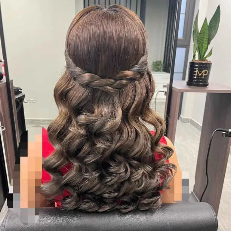 10 Elegant Hairstyles for Wavy Hair for women 7 Half-Up Braided Hair With Wavy Curls on Long Brown Hair