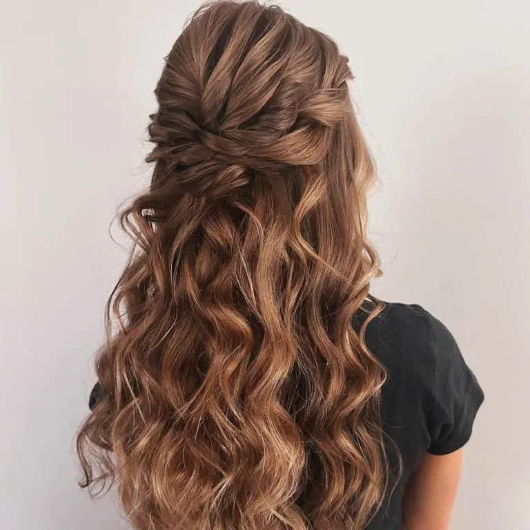 10 Chic and Classy Hairstyles for Women With Long Hair 6 Long Brown Wavy Hair for Prom