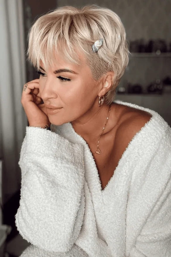 12 Short Hairstyles for Thin Hair 9 Long Pixie Cut