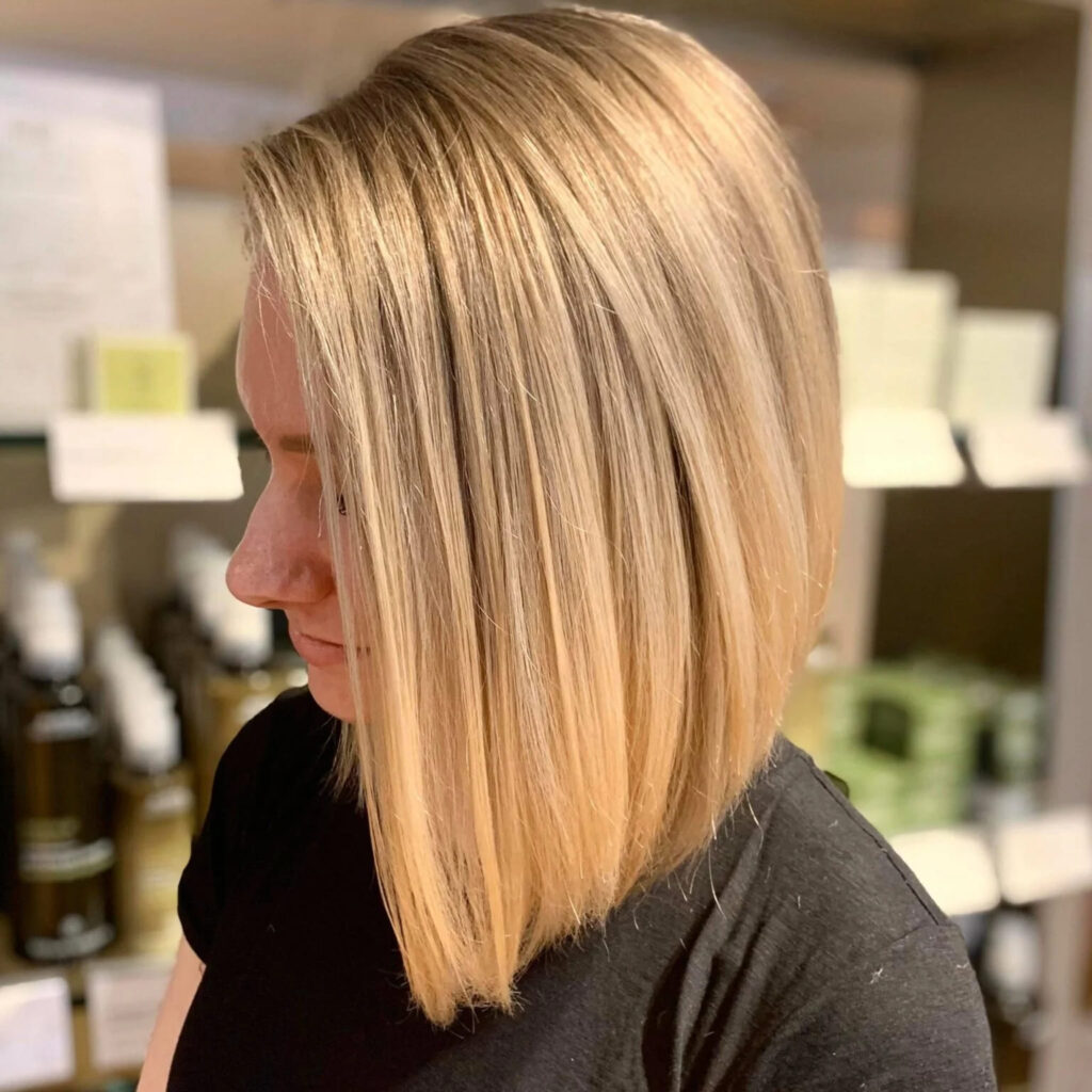 8 Flapper Hairstyle Ideas For Stylish Looks 8 Sleek Bob