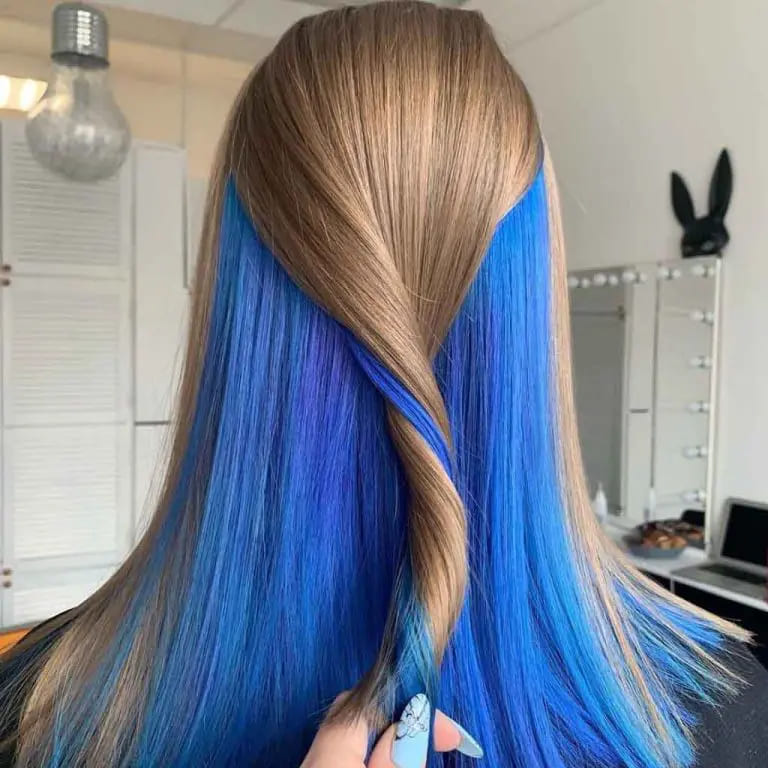 12 Gemini Hair Color Ideas to Embrace Dual-Toned Brilliance 12 Straight Bronde Hair With Royal Blue Color Underneath