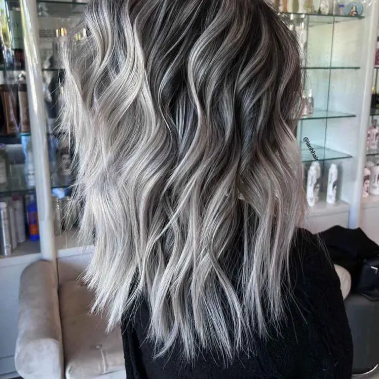 12 Shining Hairstyles With Silver Highlights 2 Medium Wavy Hair With Silver Balayage Ombre