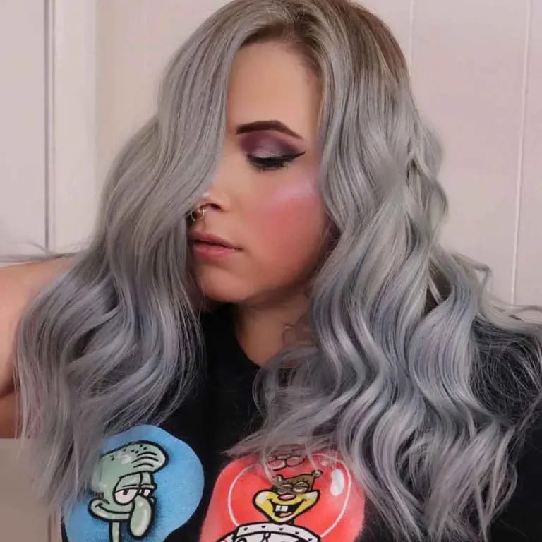 12 Shining Hairstyles With Silver Highlights 3 Long Wavy Hair With Smokey Steel Silver Highlights