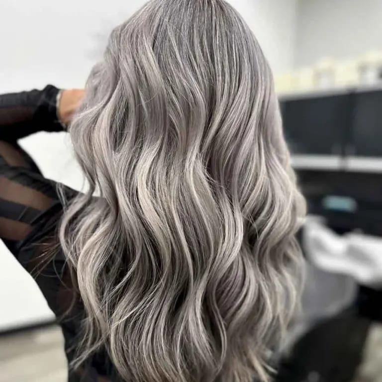 12 Shining Hairstyles With Silver Highlights 8 Airtouched Silver Grey Wavy Hair