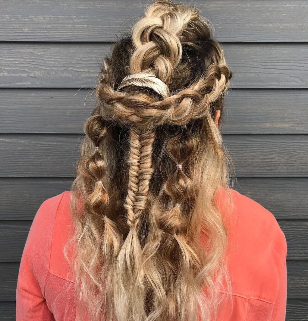 23 Half-Up Fishtail Braid Hairstyles: Effortlessly Gorgeous Looks to Try Now 2 22 3