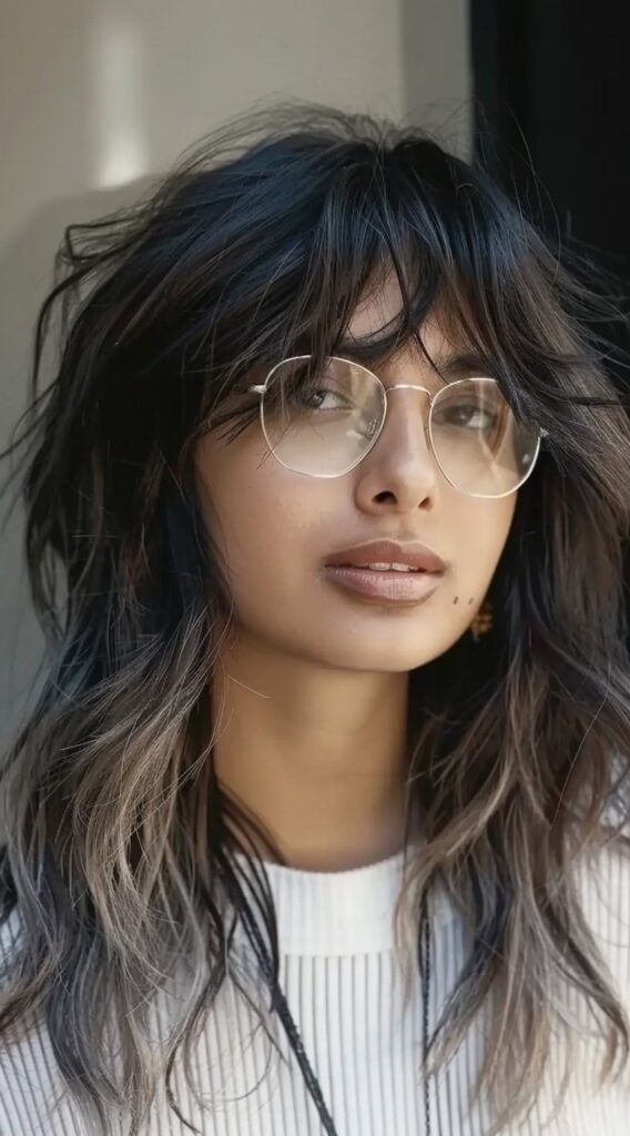 27 Bottleneck Bangs Long Hair Styles: Flattering Ideas for Every Face Shape 25 2555 1