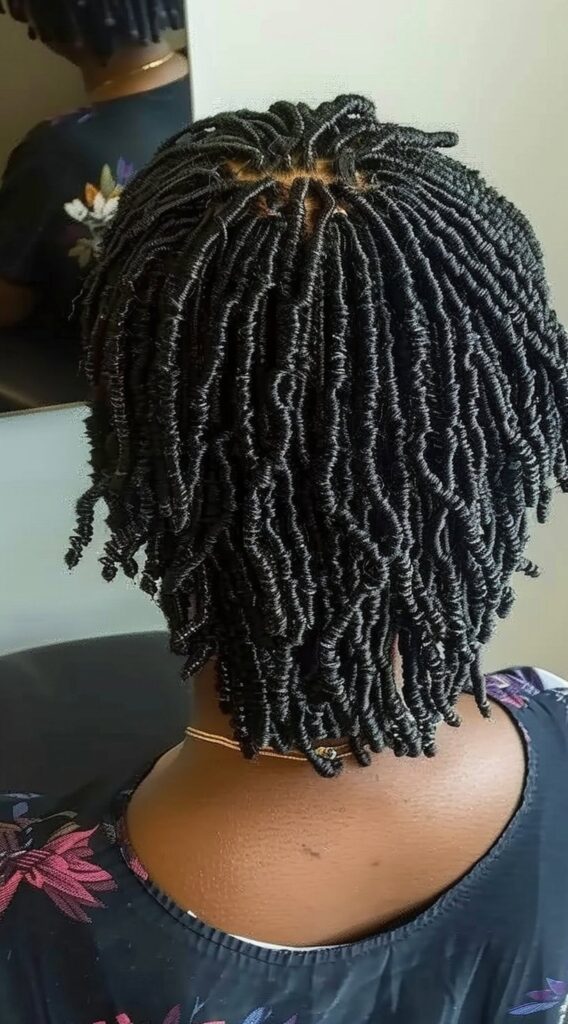 24 Protective Hairstyles for Thin Hair: Stylish Solutions for Delicate Strands 4 finger coils