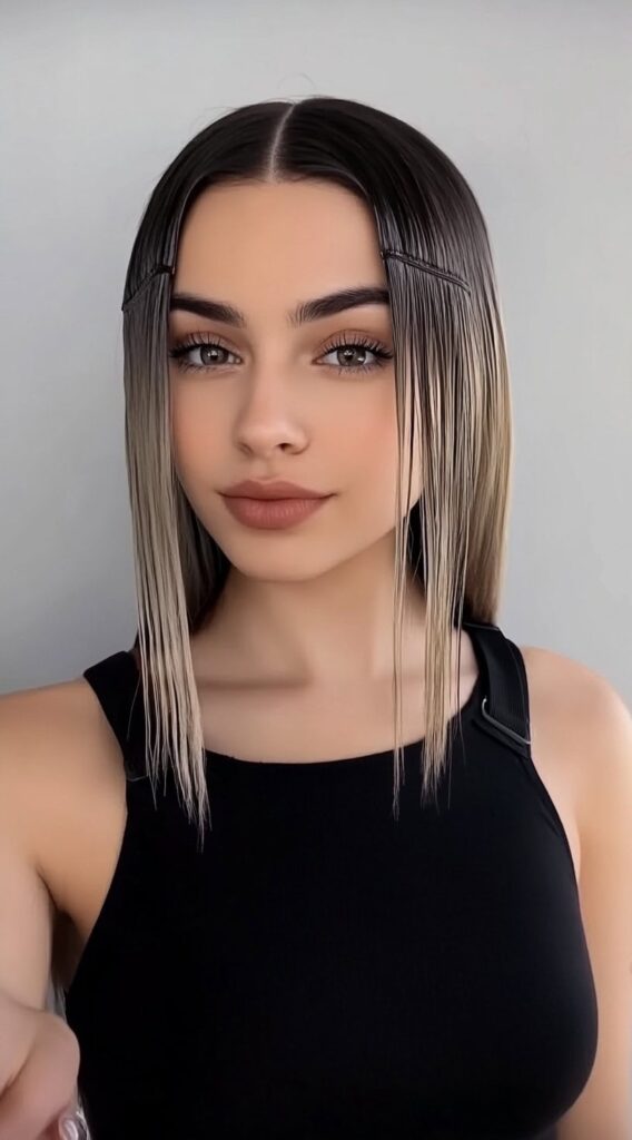 24 Gorgeous Straight Hairstyles 15 straight hair with invisible clips