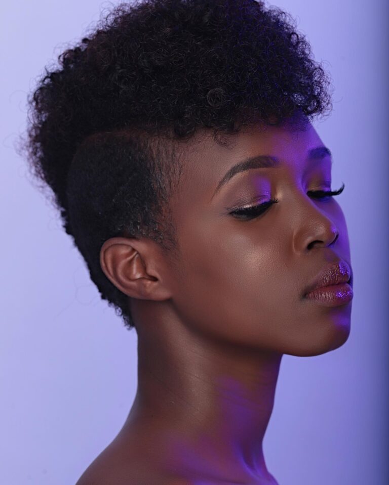 10 Short Curly Hairstyles for Women 4 104 1