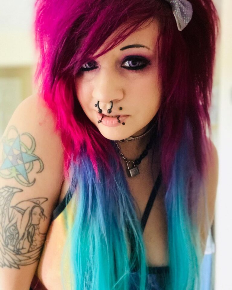 12 Emo Scene Hairstyles for a Throwback 12 12. Multi Colored Scene Hairstyle 1