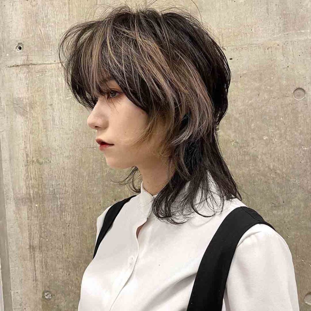 20 Classy Short Wolf Cut Ideas to Turn Heads! 20 Emo Style Layered Wolf Cut