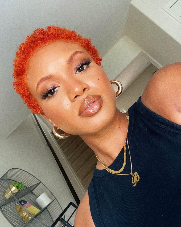 10 Short Curly Hairstyles for Women 10 203