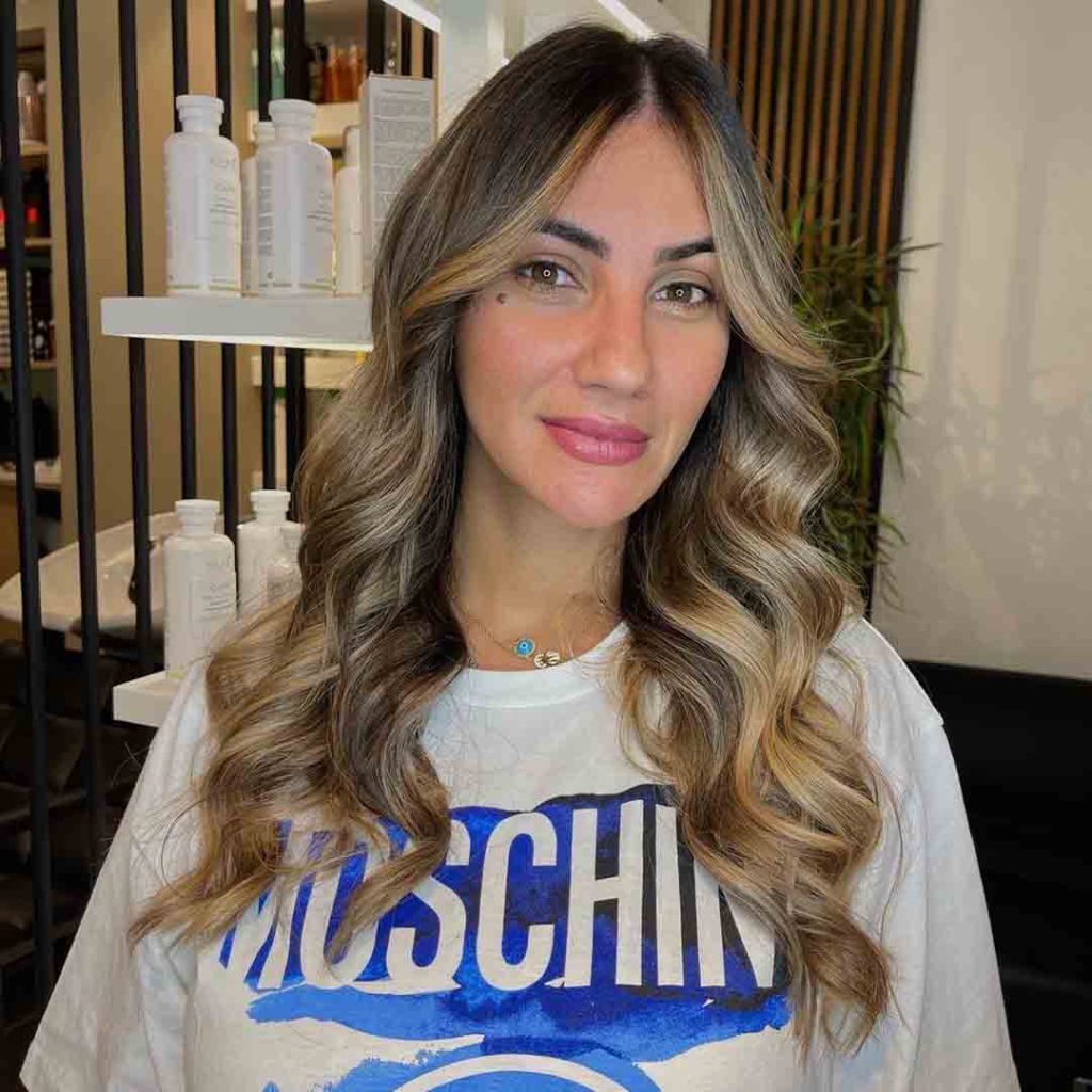 15 Best Wolf Cuts With Curtain Bangs 9 24 chezfiras 1024x1024 1
