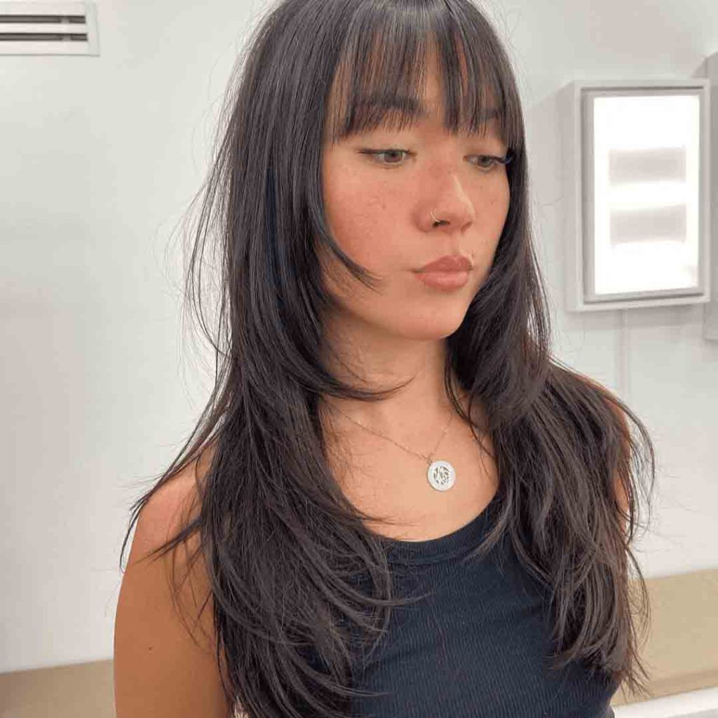 15 Classy Shaggy Wolf Cuts With Bangs 3 34. akihiroueno 5 1024x1024 1