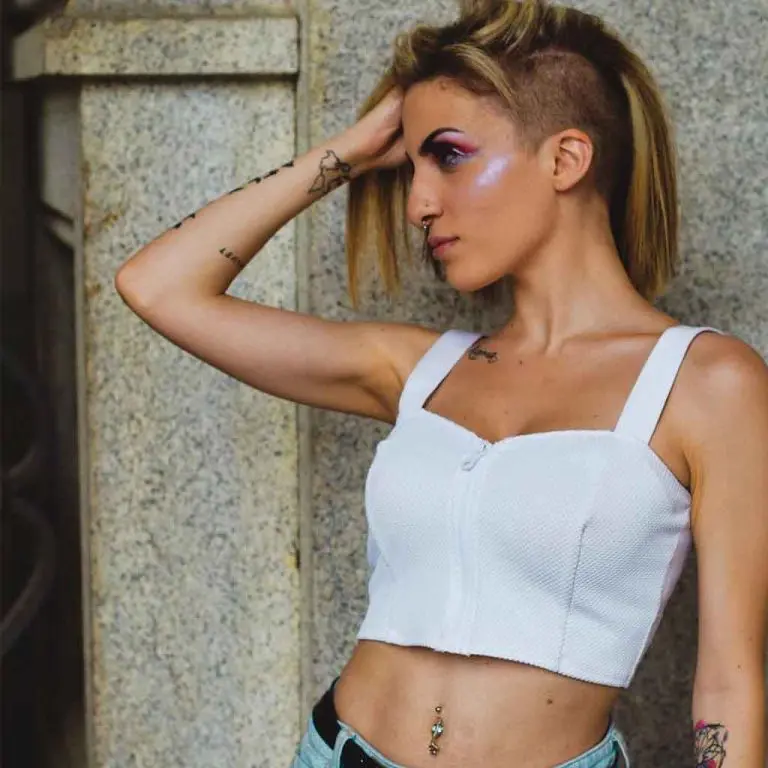 10 Edgy Side-Shaved Hairstyles 8 48