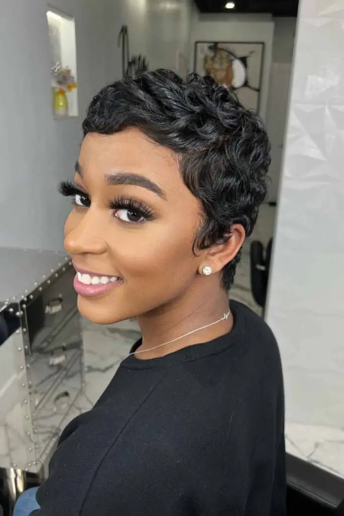 10 Chic Pixie Cuts For Black Women 5 5. Pixie Curly Cut 1