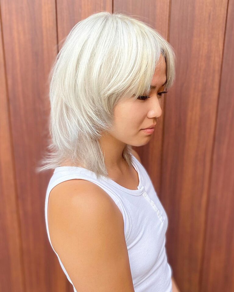 10 Haircut Ideas for Thin Hair 7 7 Wolf Cut Hairstyle
