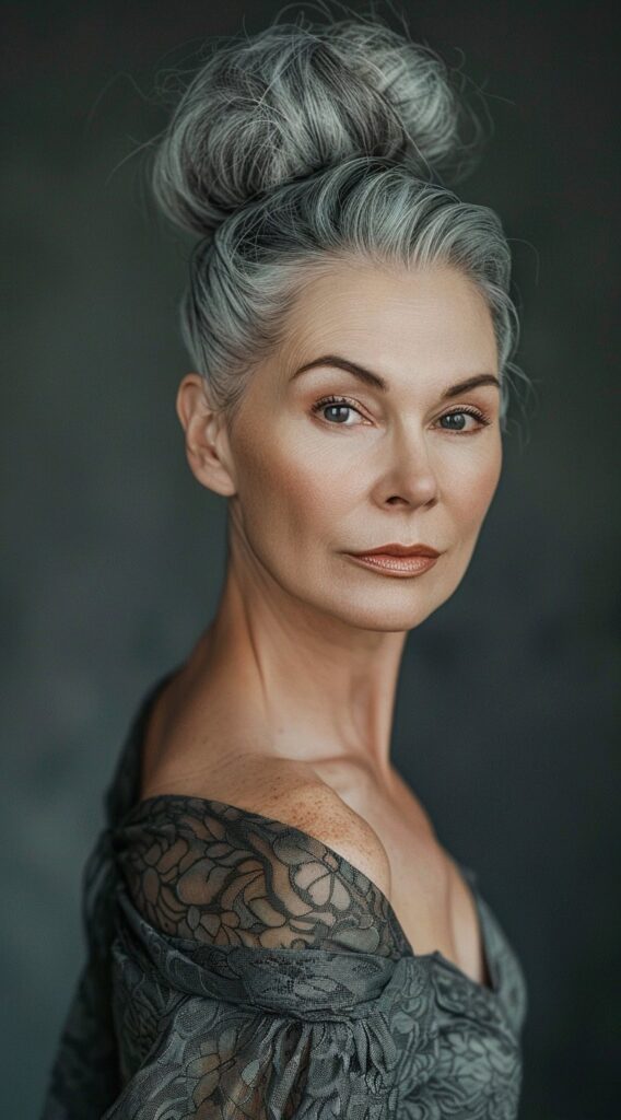 23 Salt and Pepper Hairstyles for Women Over 50 17 77777 1