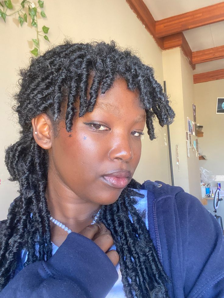 10 Butterfly Locs Hairstyle Ideas 10 Butterfly Locs with Bangs