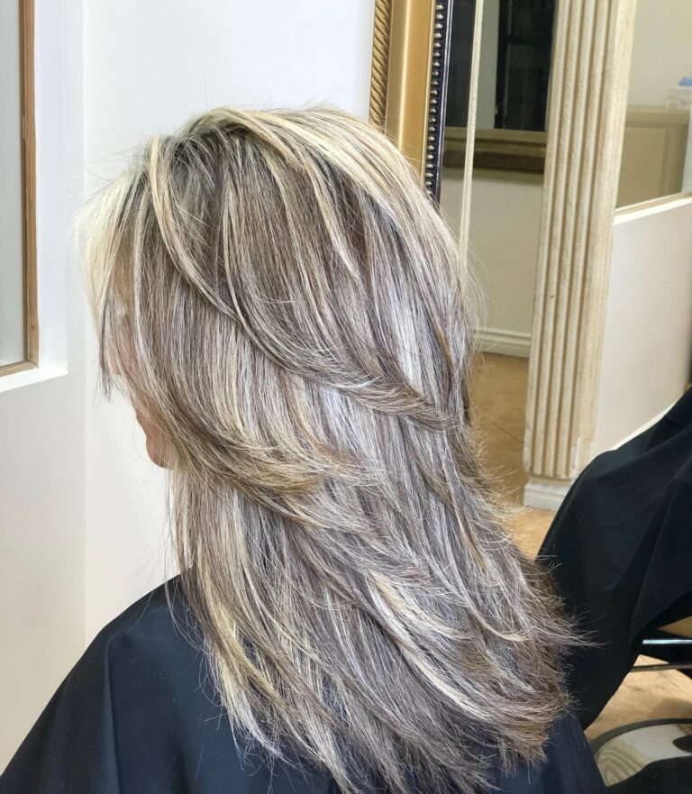 10 Mid-Length Haircuts for Women 9 Feathered Layers 768x881 1