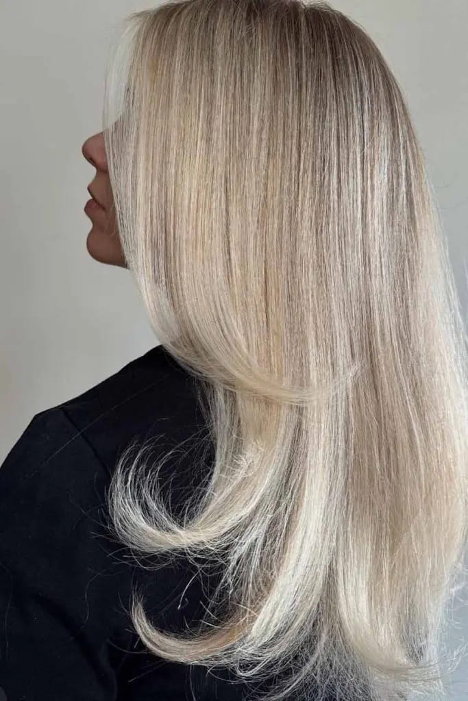 12 Lowlights for Blonde Hair 6 Glamorous Blonde Curls With Dimensional Low Lights