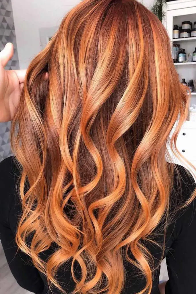 10 Amazing Fall Hair Color Ideas for Autumn 3 Golden Copper Highlights