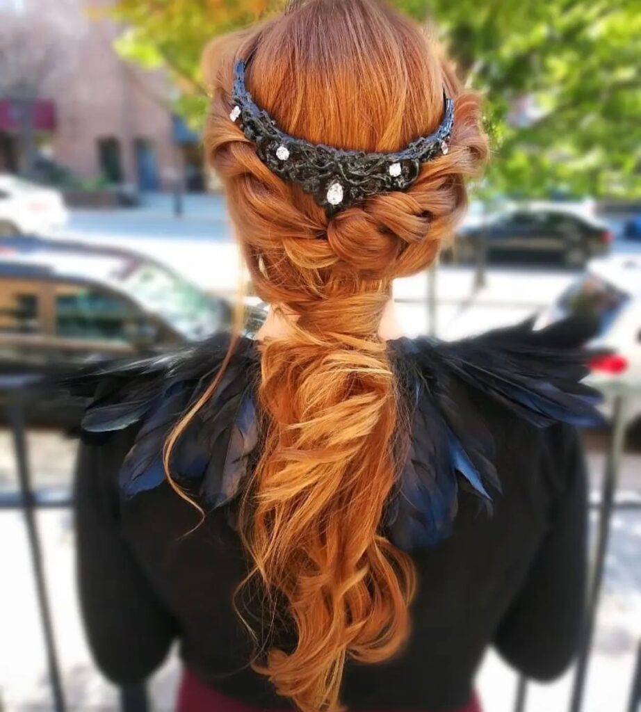 10 Stylish Halloween Hairstyles for Women 2 Magical and Messy Braided Crown 922x1024 1