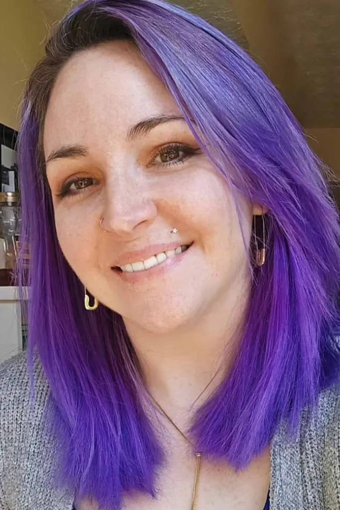 12 Vibrant Hairstyle Ideas for Purple Hair 1 Medium Purple Layered Hair