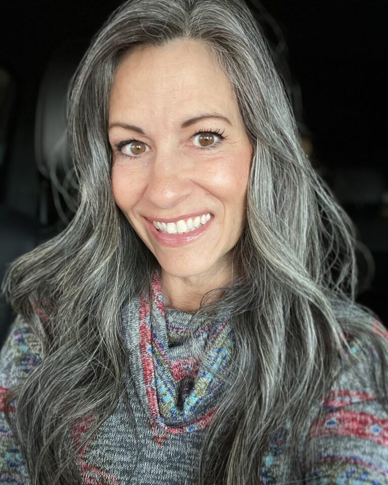 10 Hairstyles for Women Over 60 7 Stick Straight Black Pepper Hair 768x960 1