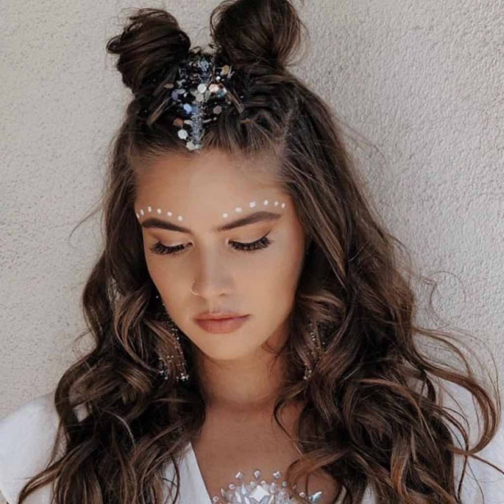 20 Sassy Hairstyles for Coachella! 2 Long Wavy Hair With Half Up French Braids Into Space Buns