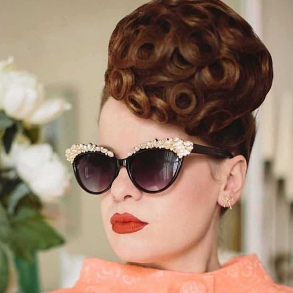 25 Classic Vintage Hairstyles to Go Retro! 4 Chic High Bun