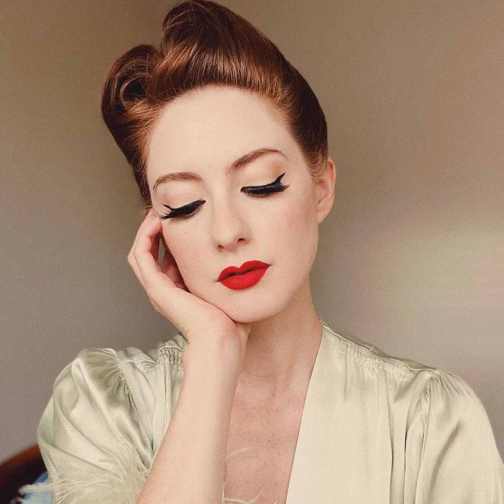 25 Classic Vintage Hairstyles to Go Retro! 5 Victory Rolls Updo