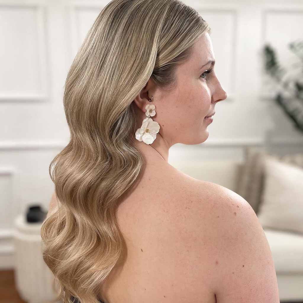 15 Fashionable Tucked Hairstyles! 5 Sleek Tuck With Waves