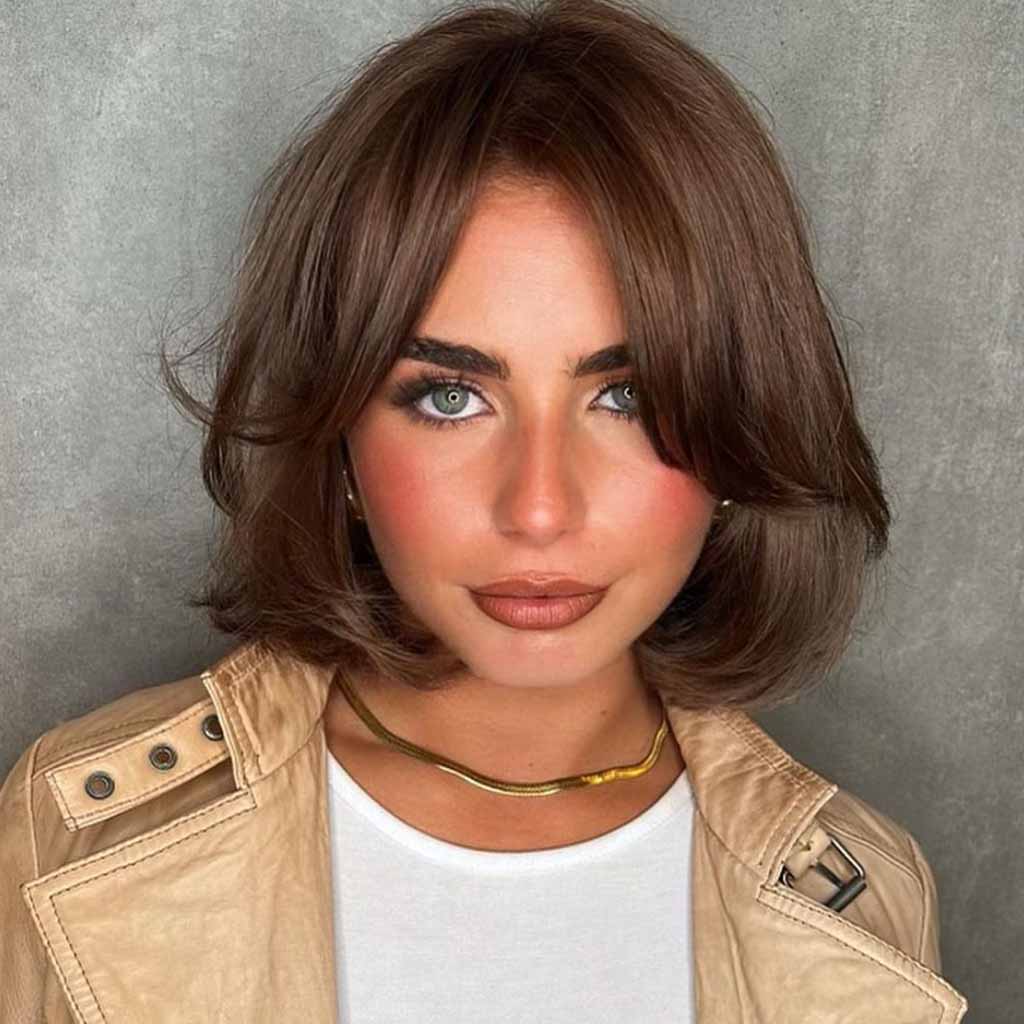 25 Sultry Summer Haircuts for Women! 5 Classic Bob Cut With Face Framing Layers