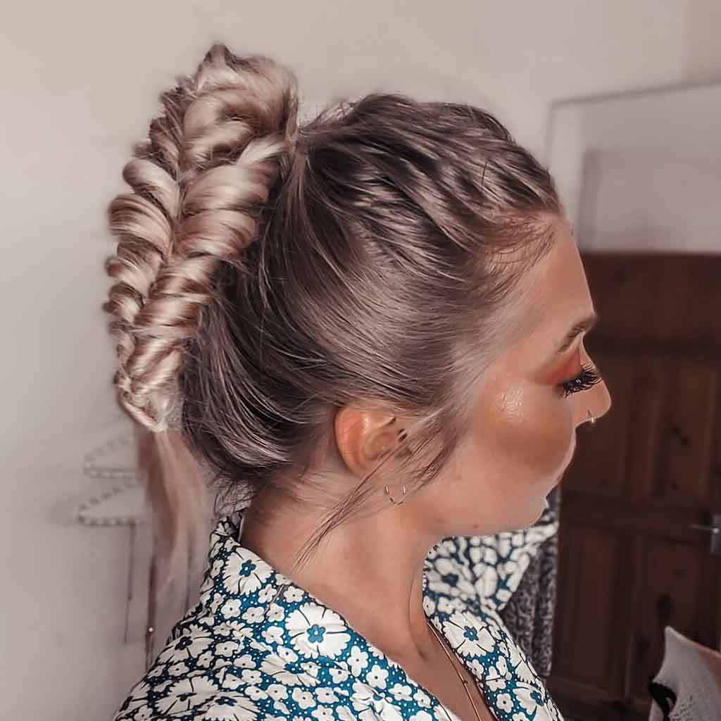 15 Ravishing Hairstyles for Greasy Hair 5 Untitled 1 0004 IMG 6305