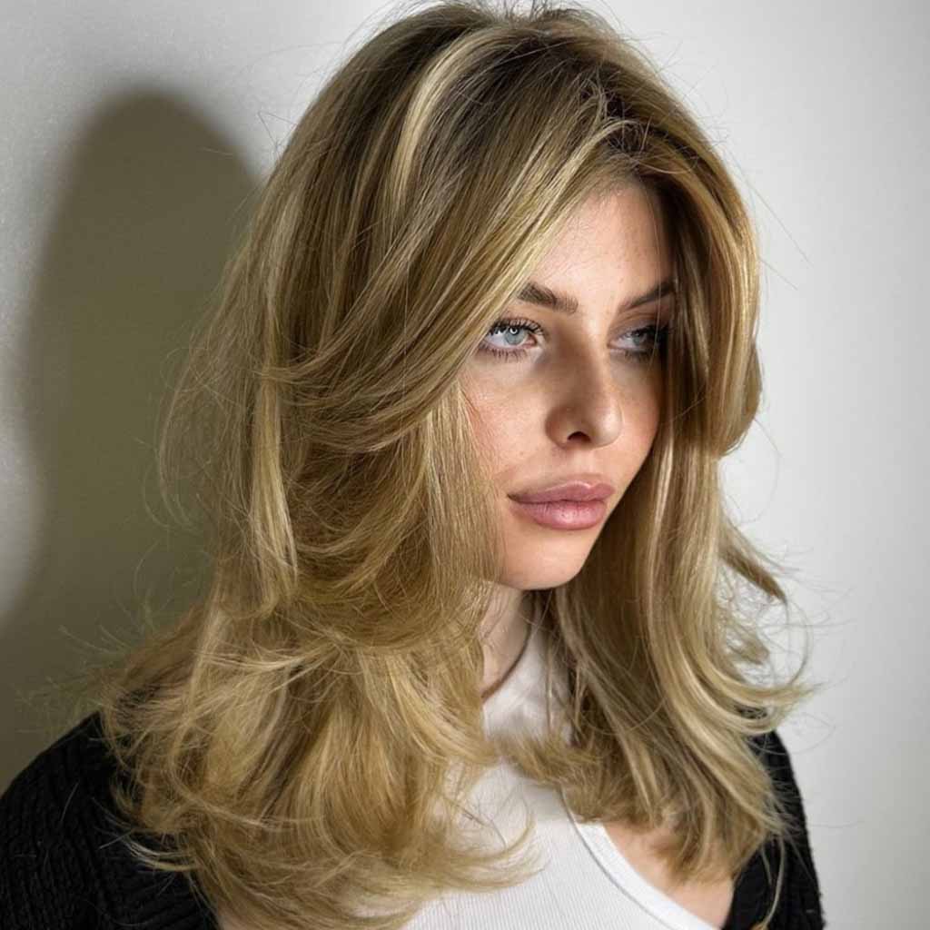 25 Sultry Summer Haircuts for Women! 6 Fluffy Blonde Step Layered Cut