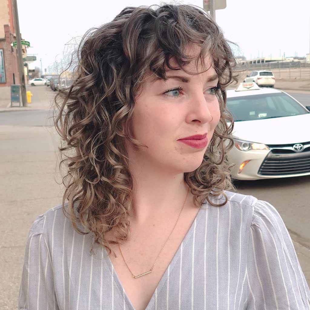 20 Classic Gypsy Shag Hairstyles! 11 Medium Curly Gypsy Shag With Curly Bangs