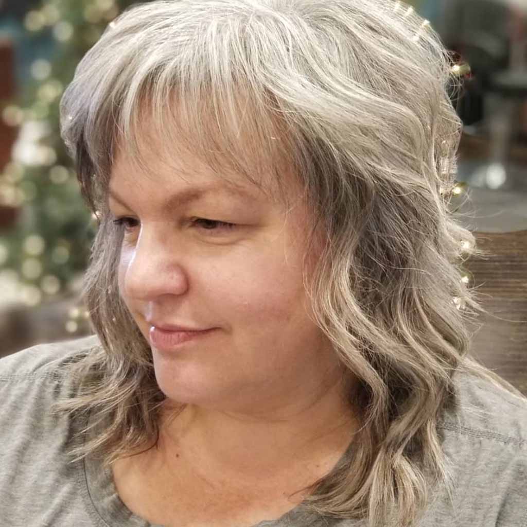 20 Classic Gypsy Shag Hairstyles! 12 Ash Blonde Tousled Gypsy Shag Cut