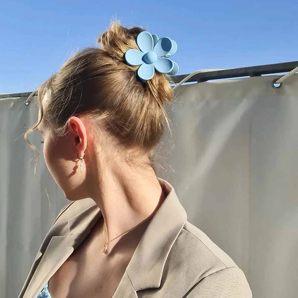 15 Beautiful Festive Easter Hairstyles! 14 High Messy Bun Tied by a Clutcher