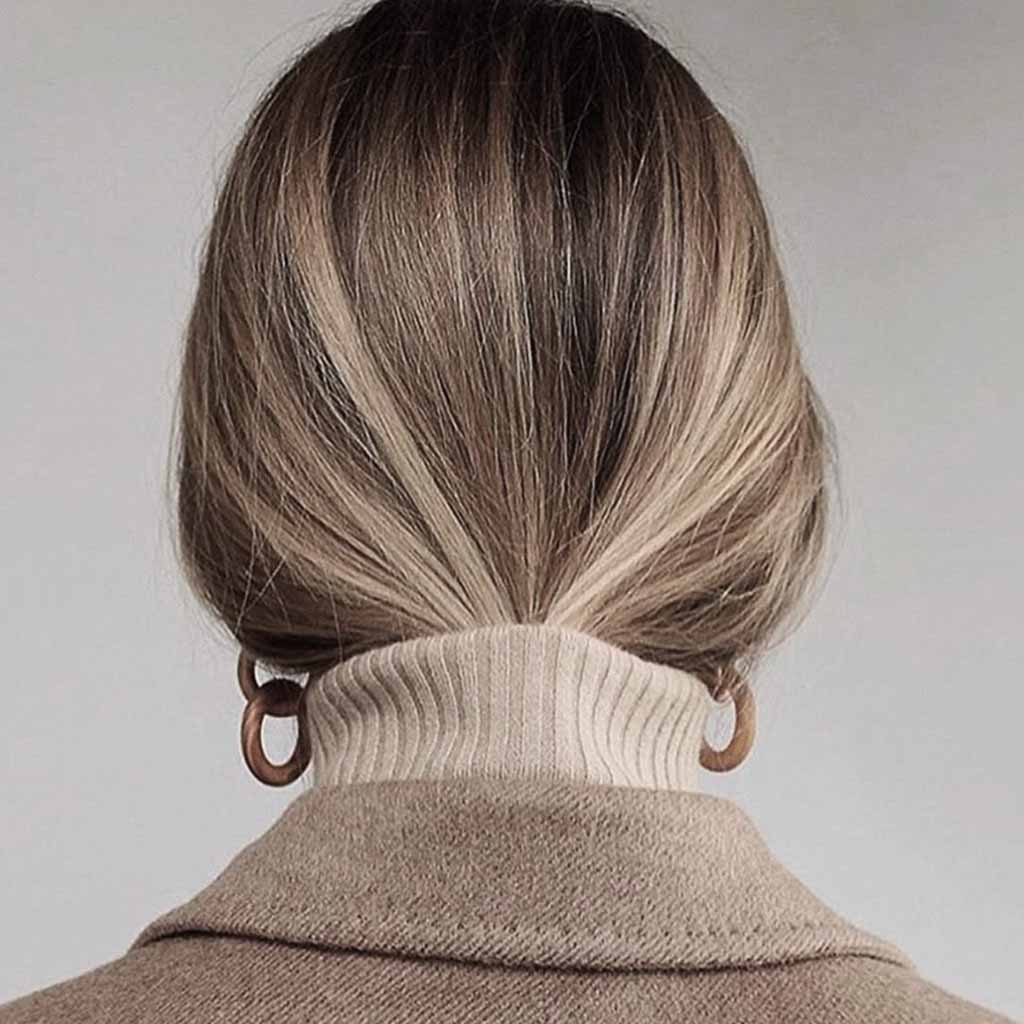 15 Fashionable Tucked Hairstyles! 15 Bronde Hair Ponytail Tucked in a Sweater