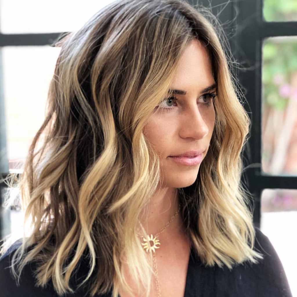 20 Bright Sun-Kissed Brunette Hair Ideas! 19 Medium Cinnamon Blonde Highlights