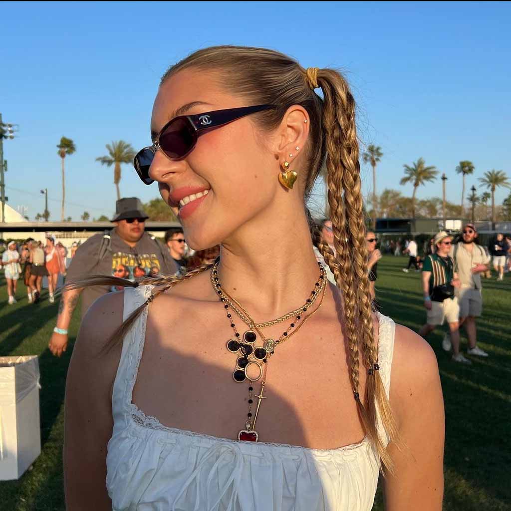 20 Sassy Hairstyles for Coachella! 20 Slicked Back Braided Pigtails