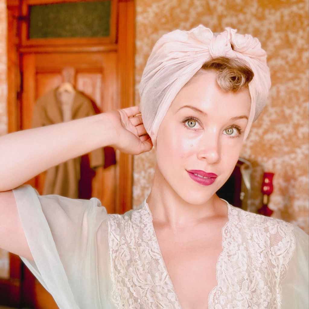 25 Classic Vintage Hairstyles to Go Retro! 24 Vintage Style Scarf Wrapped Over Head