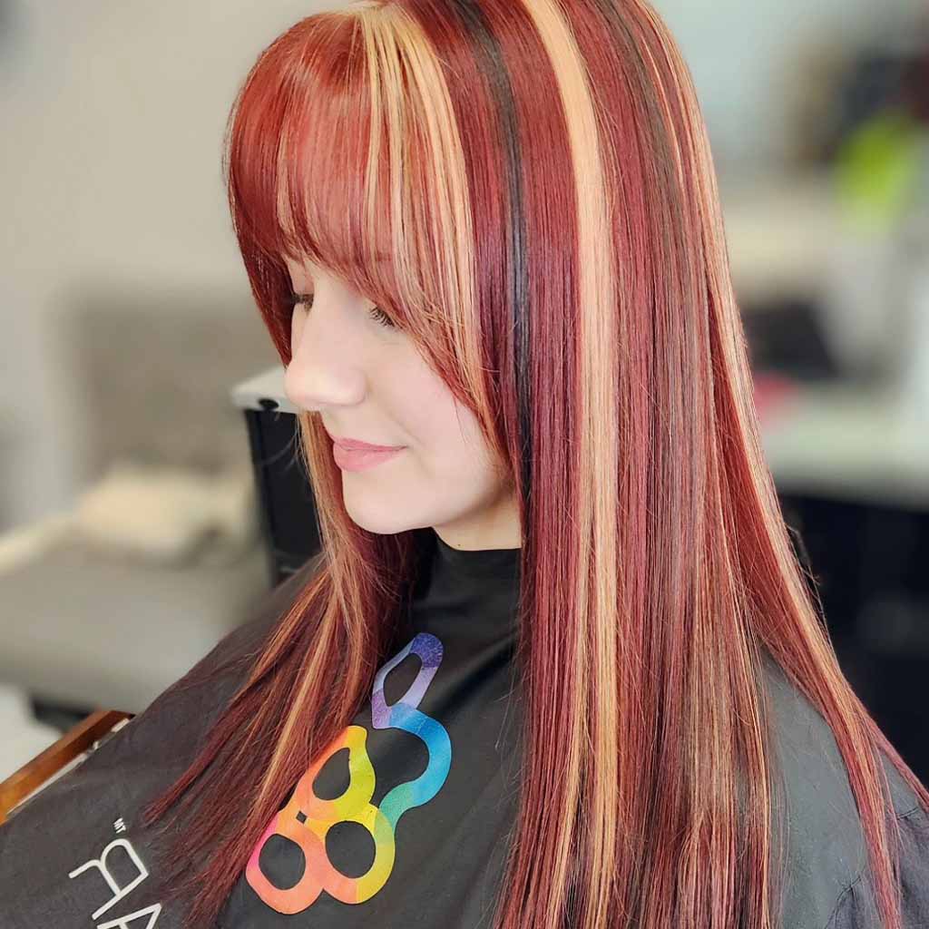 20 Stylish Hairstyles With Chunky Highlights! 5 Milkshake Y2K Highlights