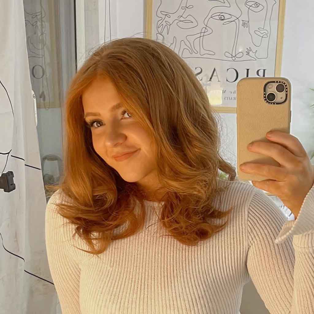 15 Retro 90s Blowout Hairstyles! 5 Classic Blonde Blowout Hair