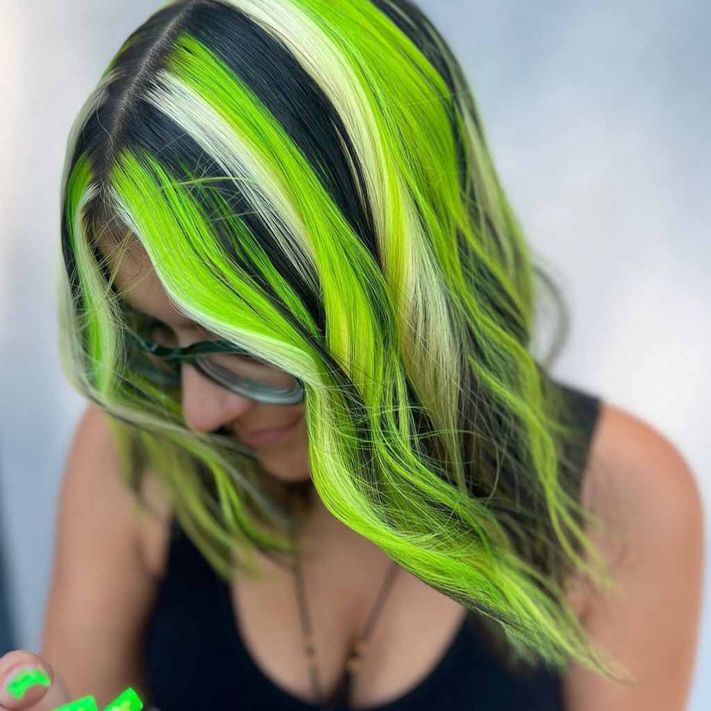 20 Stylish Hairstyles With Chunky Highlights! 13 Neon Green and White Skunk Highlights
