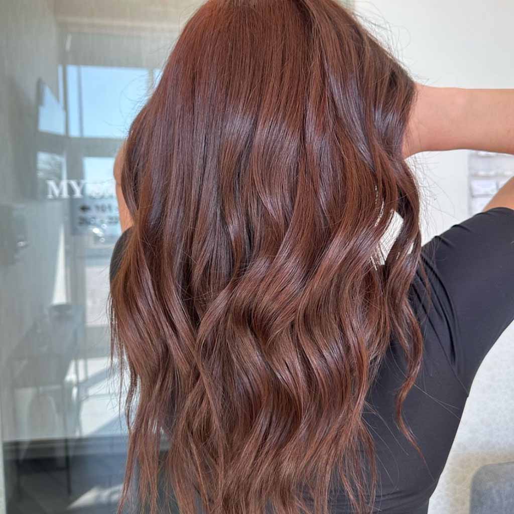 15 Spicy Hairstyles for Ginger Brown Hair! 15 Brown Wavy Hair With a Blend of Ginger
